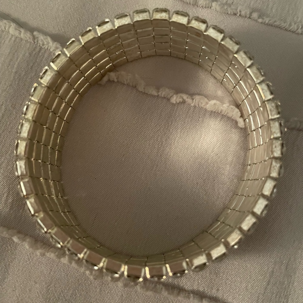 Rhinestone stretch bracelet - Picture 4 of 4